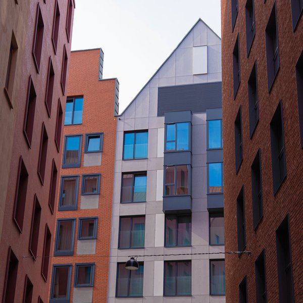 Jak wycenić mieszkanie, żeby sprzedać je szybko i z zyskiem