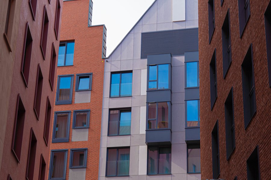 Jak wycenić mieszkanie, żeby sprzedać je szybko i z zyskiem