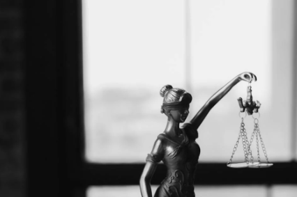 Czym jest księga wieczysta? Kompletny przewodnik